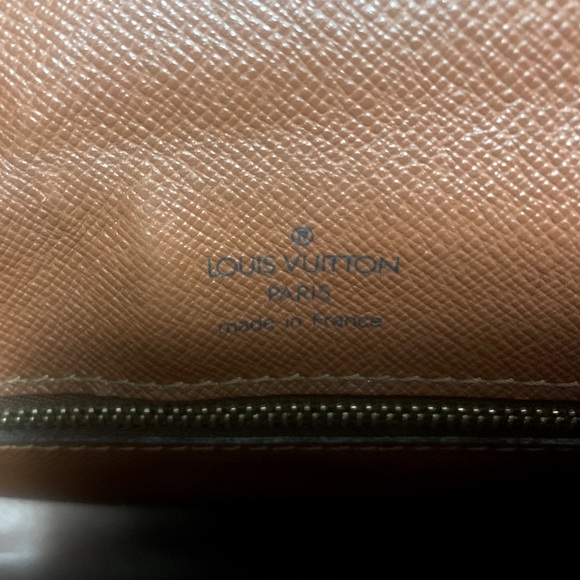 SOLD! Louis Vuitton Monceau Crossbody Briefcase! - Picture 10 of 16